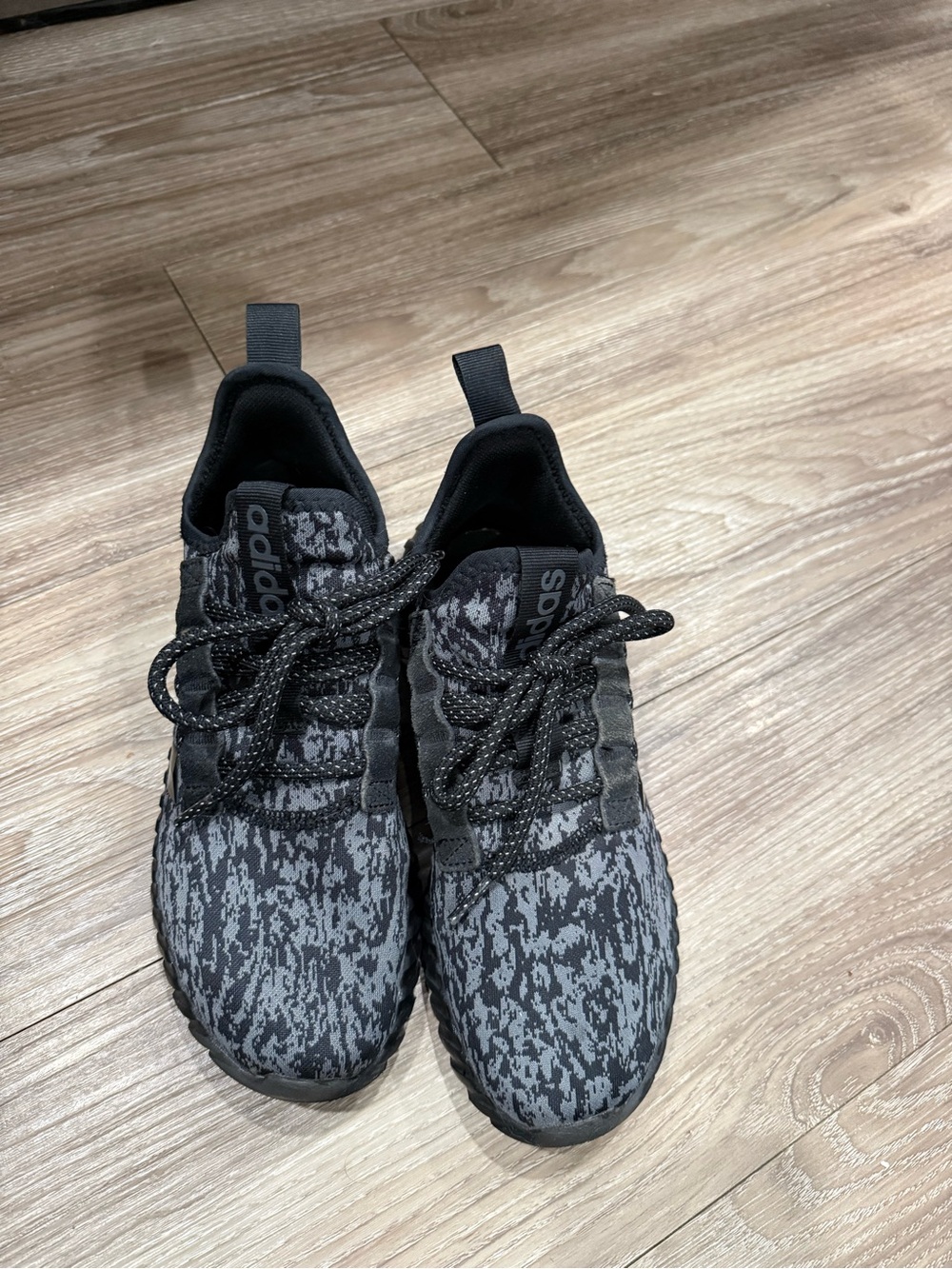 adidas Kids Black & Gray Patterned Knit Athletic Shoes